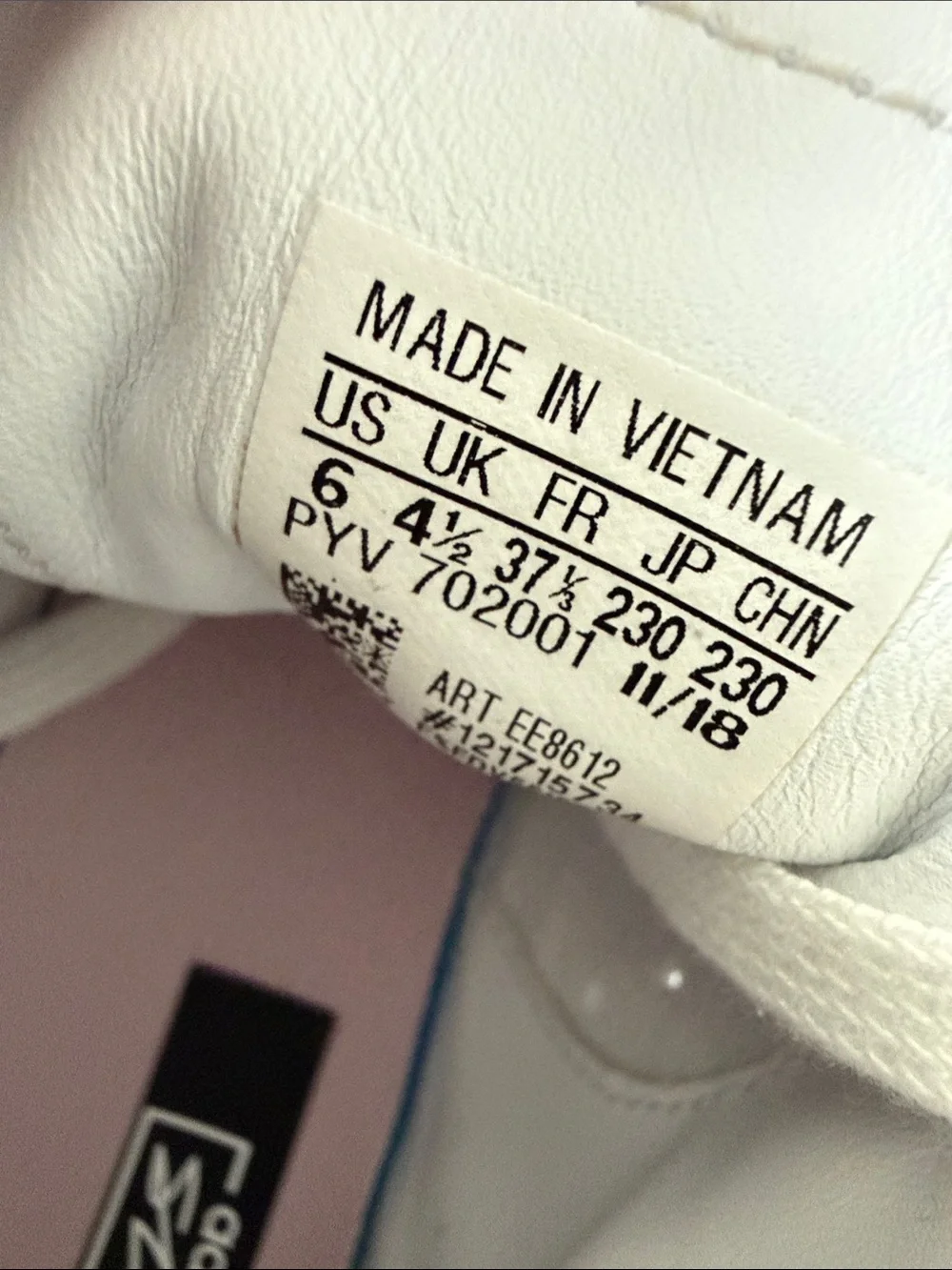 adidas Sleek Women’s White Mid-Top Sneakers with Pink Cupsole - Picture 9 of 9